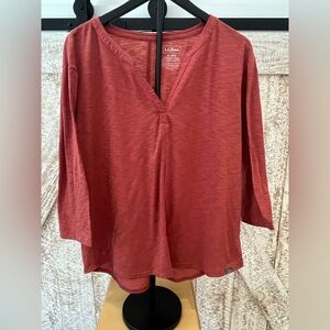 L.L. Bean Women's Rust Split Neck 3/4 Sleeve Top
Size XL